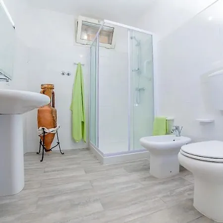 Odetta - Anfora Lägenhet